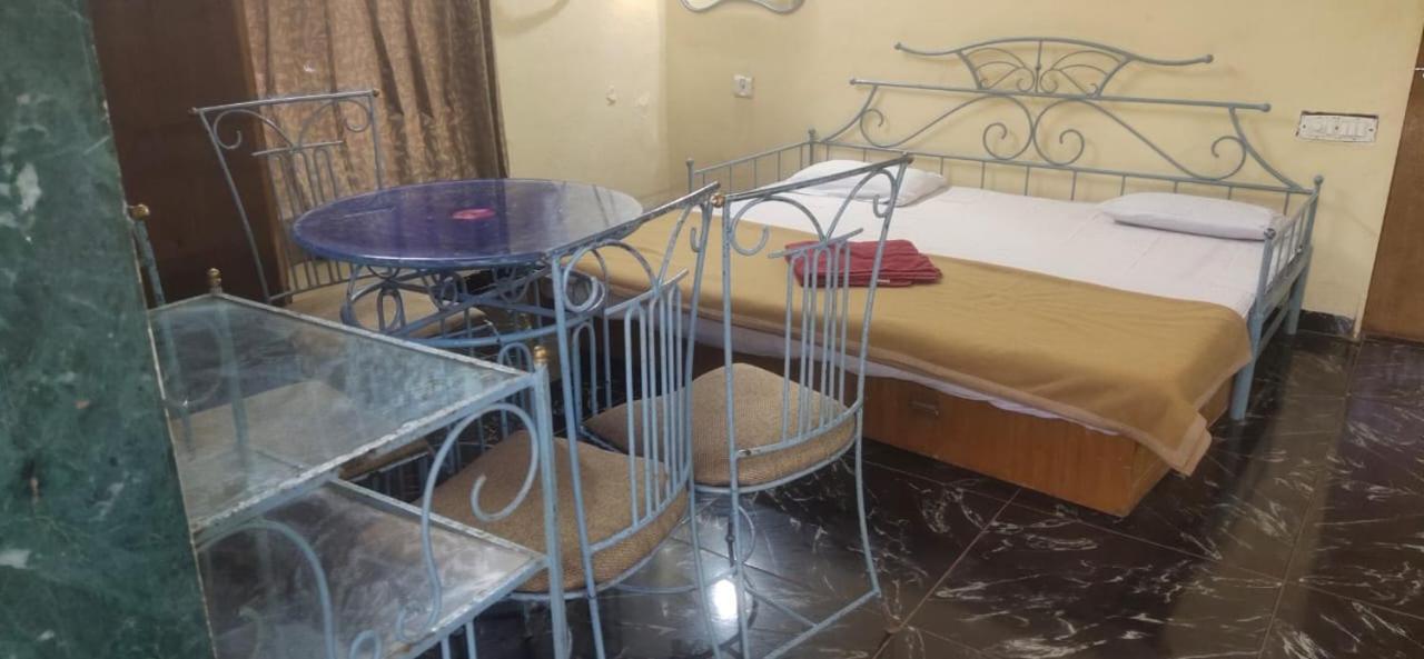 Hotel Hilltone- Matheran Dış mekan fotoğraf